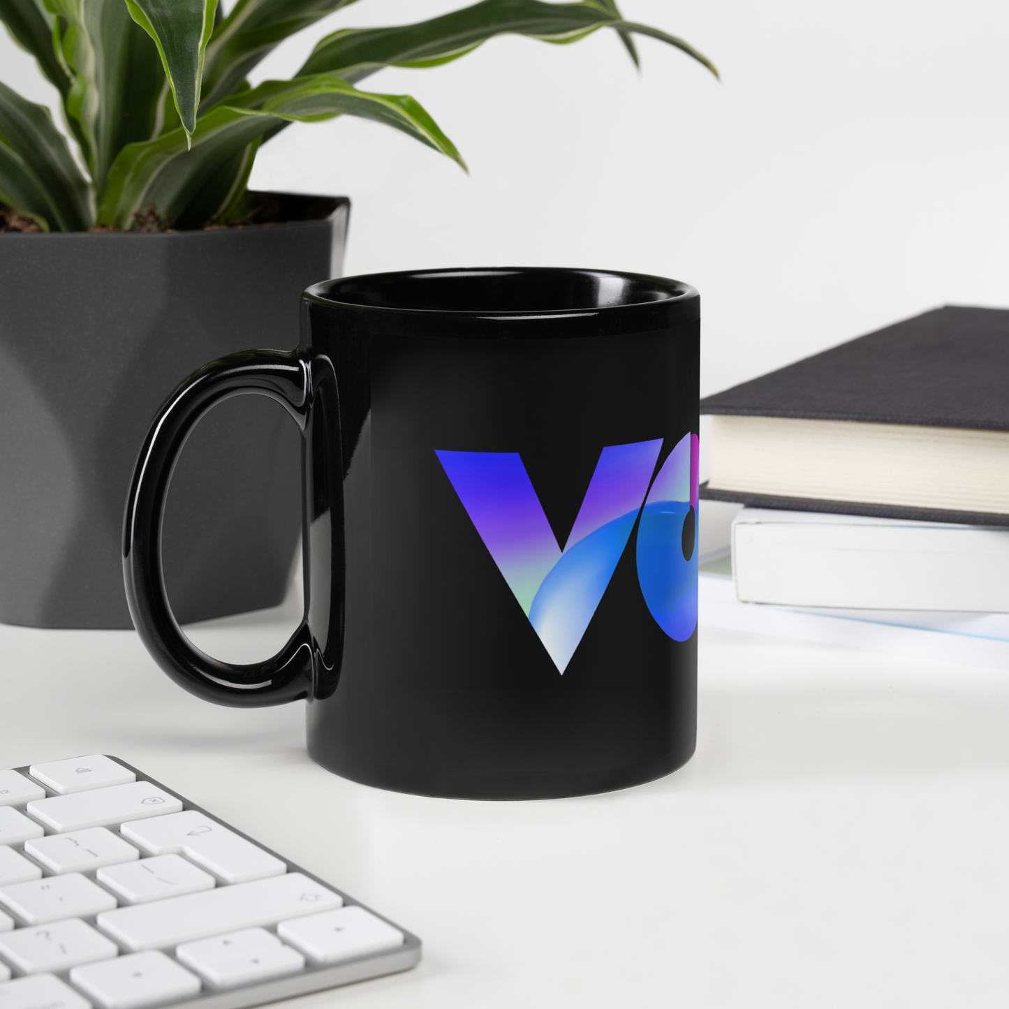 Taza Negra de Cerámica VOOM — The Morning Code