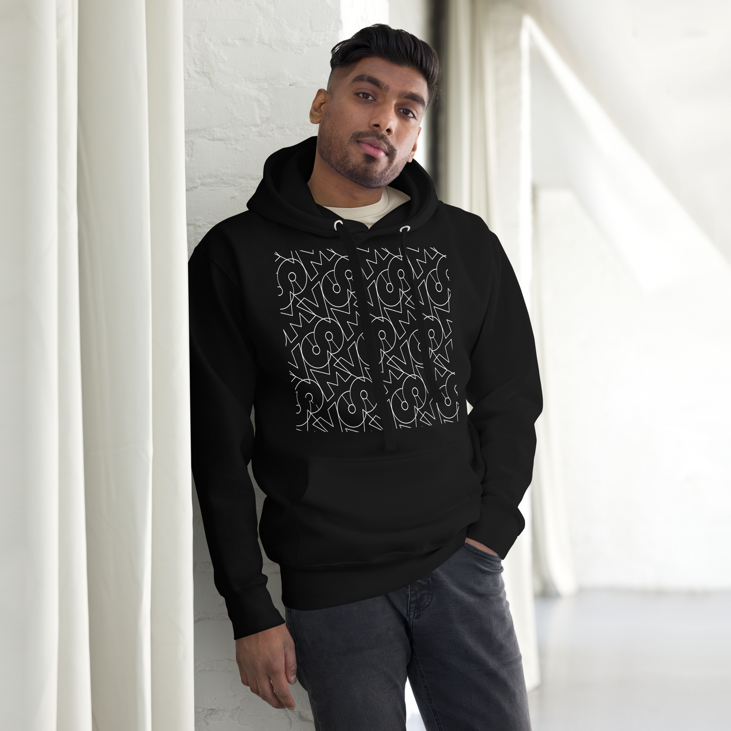 Hoodie Negra VOOM — The Signal Code