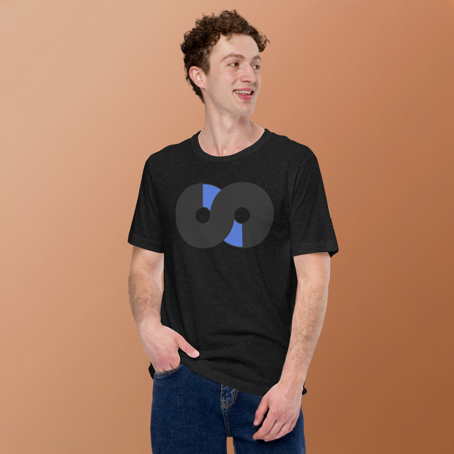 Camiseta Negra VOOM Unisex— The Core Code