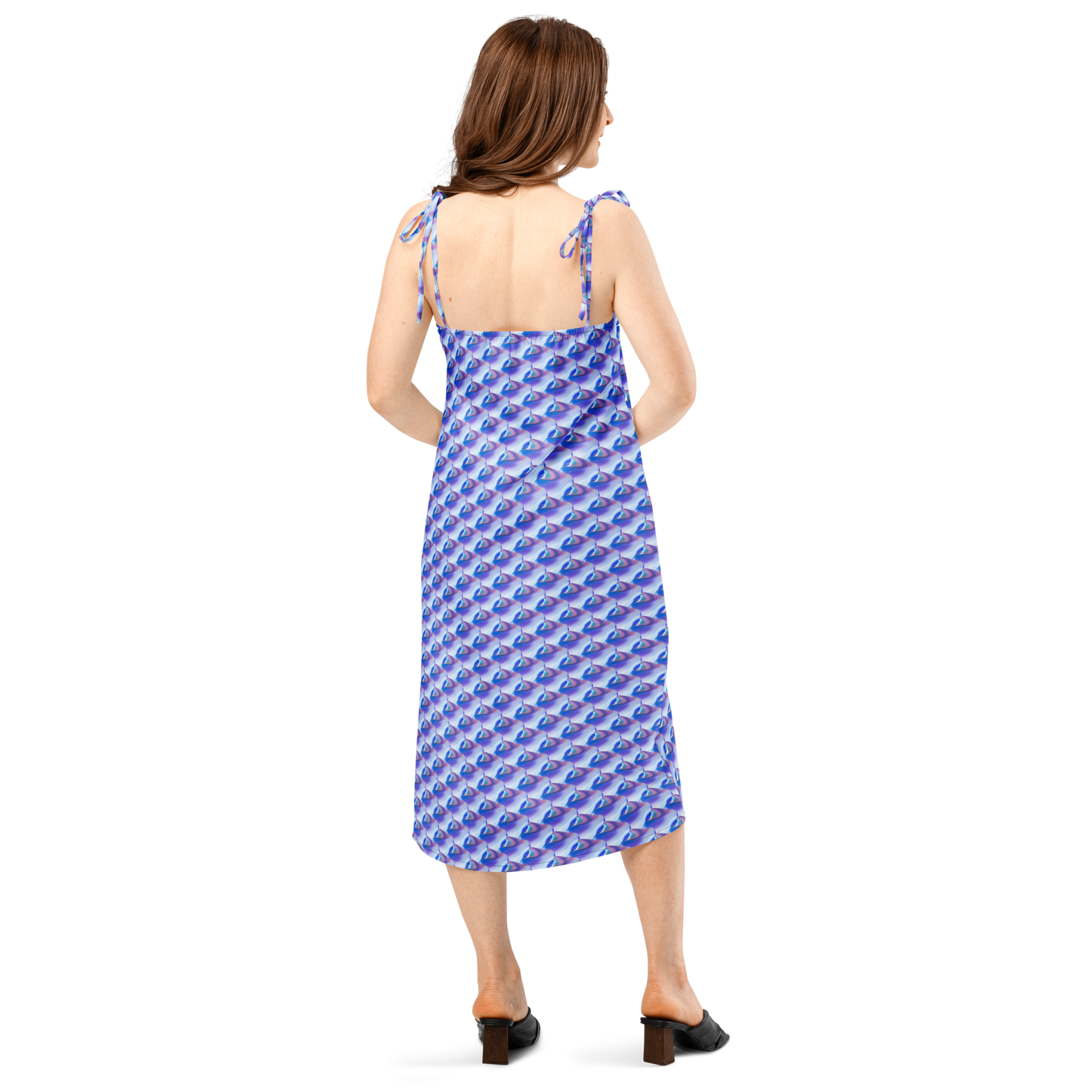 Modelo de espaldas con Vestido Midi VOOM — The Liquid Pattern en gasa con tirantes ajustables y corte midi fluido